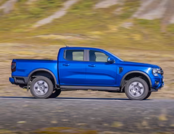 Ford Ranger XLT PHEV [EU-spec] '2025–pr.