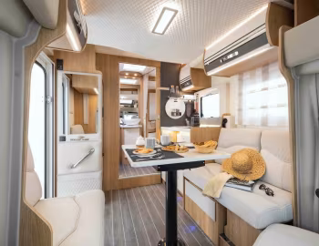 Intérieur 2022–pr. Roller Team Zefiro 266 TL Advance '2021–pr.