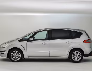 Ford S-MAX Titanium [UK-spec] '2010–15
