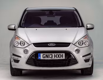 Ford S-MAX Titanium [UK-spec] '2010–15