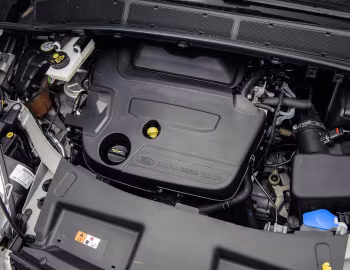 Bajo el capó Ford S-MAX Titanium [UK-spec] '2010–15