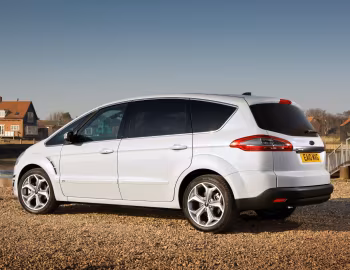 Ford S-MAX Titanium Sport [UK-spec] '05.2010–12.2014
