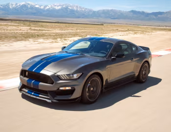 2016–18 Ford Mustang Shelby GT350 '2015–18