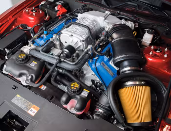 Sous la capuche 2013 Shelby GT500 SVT "20th Anniversary" Convertible '2012–13