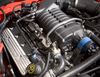 Sous la capuche 2005 Shelby SVT Cobra GT500 Show Car
