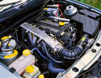 Bajo el capó Ford Sierra 2.0i Ghia 4x4 Estate [UK-spec] '02.1990–08.1992