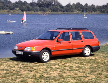 Ford Sierra 2.9i V6 Ghia 4×4 Estate [UK-spec] '12.1988–02.1990