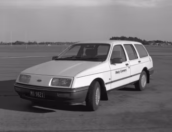 Ford Sierra Estate Navy Recruiting Car [New Zealand] '1986