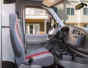 Interior Ford E-450 StarTrans Senator '2009–????