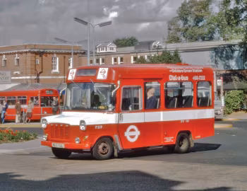 Ford Transit Strachans [UK-spec] (B16F) '1971–78