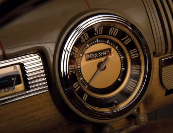 Комбинация приборов 1946 Ford Super Deluxe Sportsman Convertible
