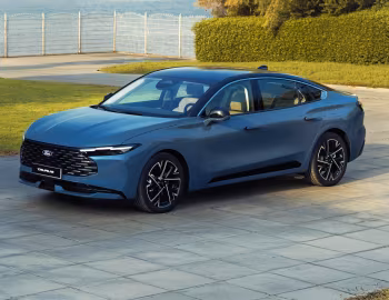 Ford Taurus Titanium Hybrid [Middle East] '2025–pr.