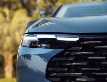 Ford Taurus Titanium Hybrid [Middle East] '2025–pr.