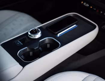 Intérieur Ford Taurus Titanium Hybrid [Middle East] '2025–pr.