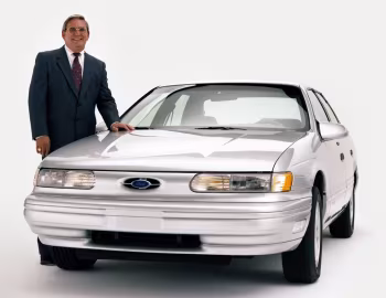 Ford Taurus, Ross Roberts