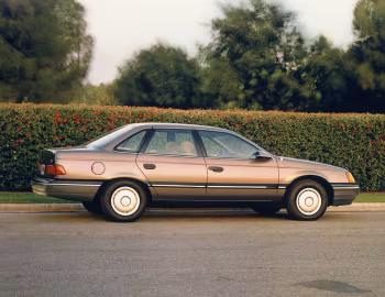 1987 Ford Taurus L Sedan (50 54D)