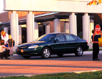 Ford Taurus SE '2000–06