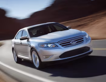 2010–12 Ford Taurus SHO [North America] '06.2009–12
