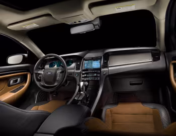 Interior 2010–12 Ford Taurus SHO [North America] '06.2009–12