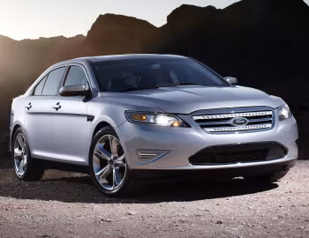 2010–12 Ford Taurus SHO [North America] '06.2009–12
