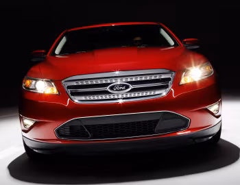 2010–12 Ford Taurus SHO [North America] '06.2009–12