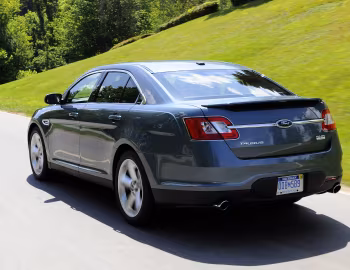2010–12 Ford Taurus SHO [North America] '06.2009–12