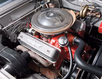 Bajo el capó 1956 Ford Thunderbird