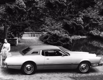 1973 Ford Thunderbird (65K)