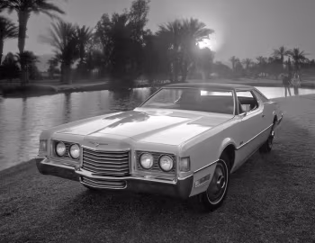 1972 Ford Thunderbird with Vinyl Roof option (65K)