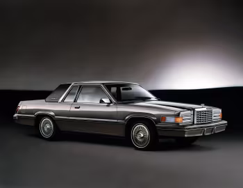 1982 Ford Thunderbird (66D)