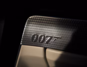 Інтэр'ер Ford Thunderbird "007" '2003