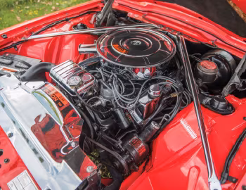Bajo el capó 1965 Ford Thunderbird Convertible (76A)