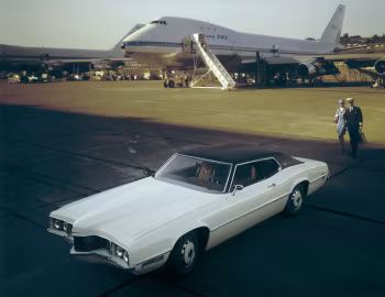 1970 Ford Thunderbird Landau Coupe (N-65D)