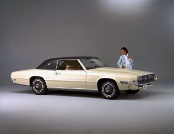 1969 Ford Thunderbird Landau Coupe (84)