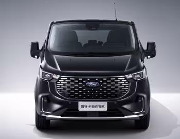 Ford Tourneo Titanium [China] '2023–pr.
