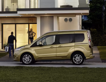 Ford Tourneo Connect [Worldwide] '2013–18