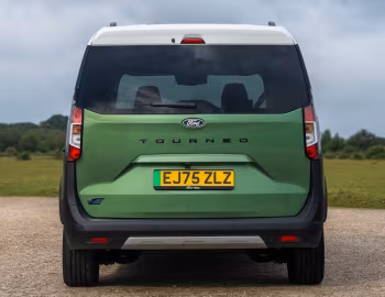 Ford E-Tourneo Courier Active [UK-spec] '2024–pr.