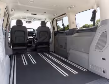 Ambos Ford Tourneo Custom Active [Australia] '2025–pr.