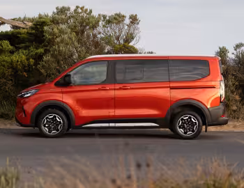 Ford Tourneo Custom Active [Australia] '2025–pr.