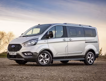 Ford Tourneo Custom Active [UK-spec] '2020–pr.