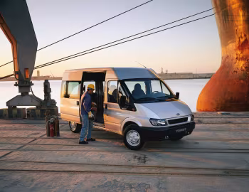 Ford Transit Mid-Roof '2000–06