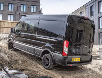 Ford Transit Trail L3H2 Double-Cab-in-Van [UK-spec] '2020–pr.