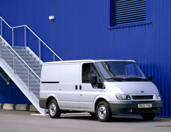 Ford Transit Low Roof Van (V185) '2000–06