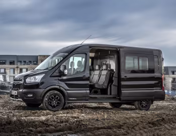 Ford Transit Trail L3H2 Double-Cab-in-Van [UK-spec] '2020–pr.
