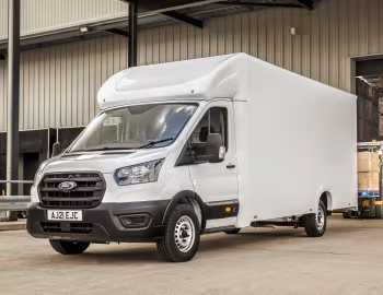 Ford Transit Low Floor Luton Van [UK-spec] '2018–pr.
