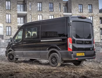 Ford Transit Trail L3H2 Double-Cab-in-Van [UK-spec] '2020–pr.