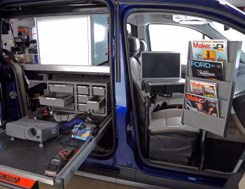 Interior Ford Transit Connect Wagon "Hackmobile" '05.2014