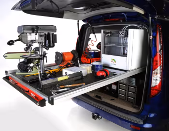 Ambos Ford Transit Connect Wagon "Hackmobile" '05.2014