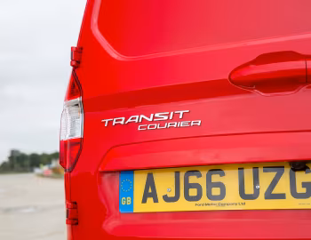 Ford Transit Courier Sport [UK-spec] (JU2) '2017–18
