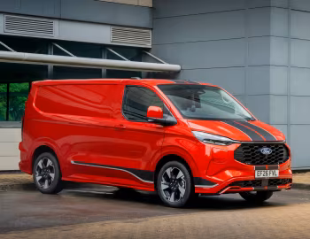 Ford Transit Custom Sport Plug-in Hybrid Van [UK-spec] '2024–pr.